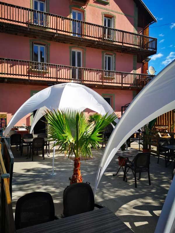 Icerock Hotel LʼArgentière-la-Bessée Extérieur photo